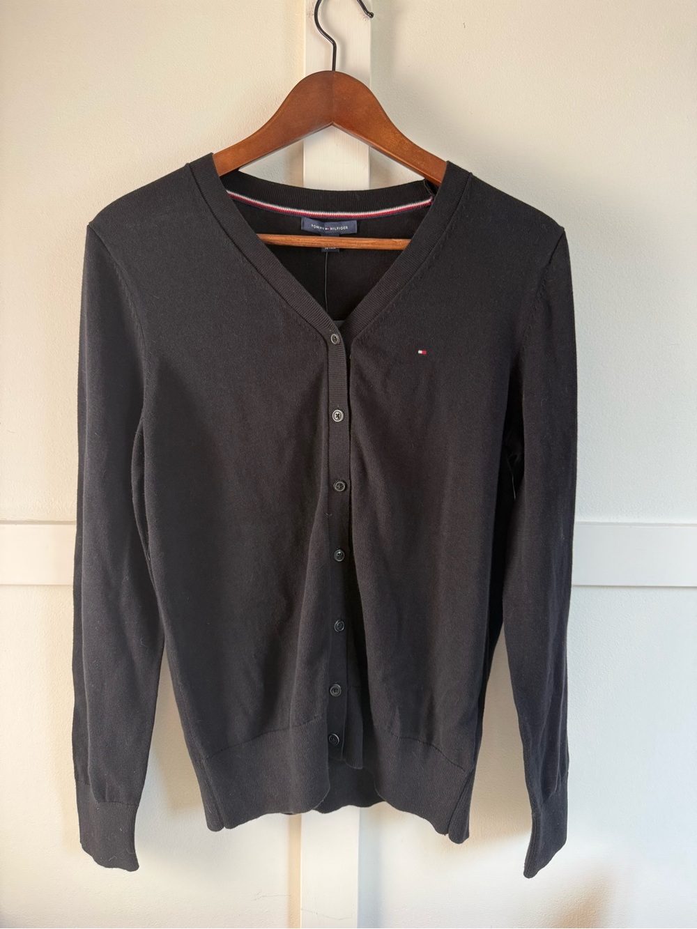 NWT Tommy Hilfiger Black V-Neck Cardigan Sweater Size S